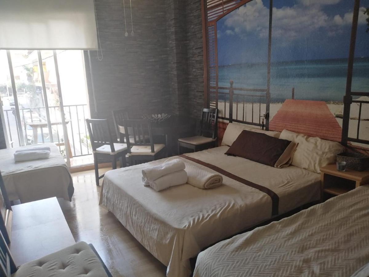 Hostal Sant Jordi Tossa de Mar Pokoj fotografie